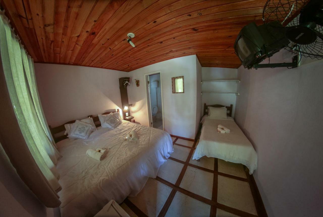 Country Inn, Suites & Condo Sao Pedro da Serra  Esterno foto